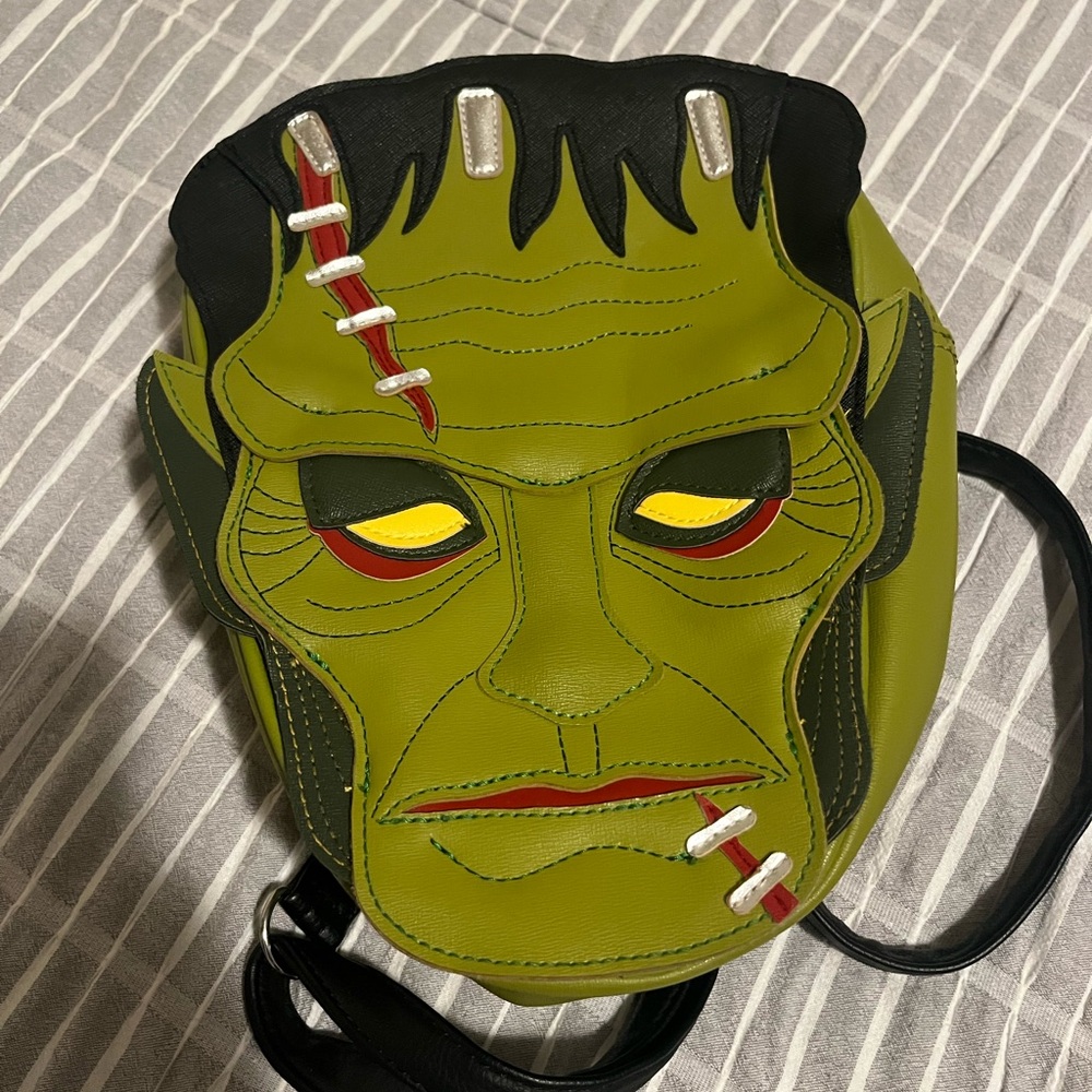 Frankenstein Love Pain & Stitches X Vixen by Micheline Pitt Monster Backpack